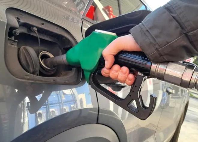Καύσιμα: Πότε ανοίγει η αίτηση για το fuel pass 2026 και πώς πληρώνεται το voucher 1