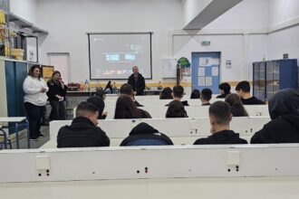 Στο ΕΠΑΛ Χαϊδαρίου η Κοινωνική Υπηρεσία του Δήμου, σε ανοιχτή συζήτηση με τους μαθητές  25