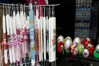 Ο Δήμος Χαϊδαρίου συγκεντρώνει πασχαλινές λαμπάδες και σοκολατένια αυγά 25