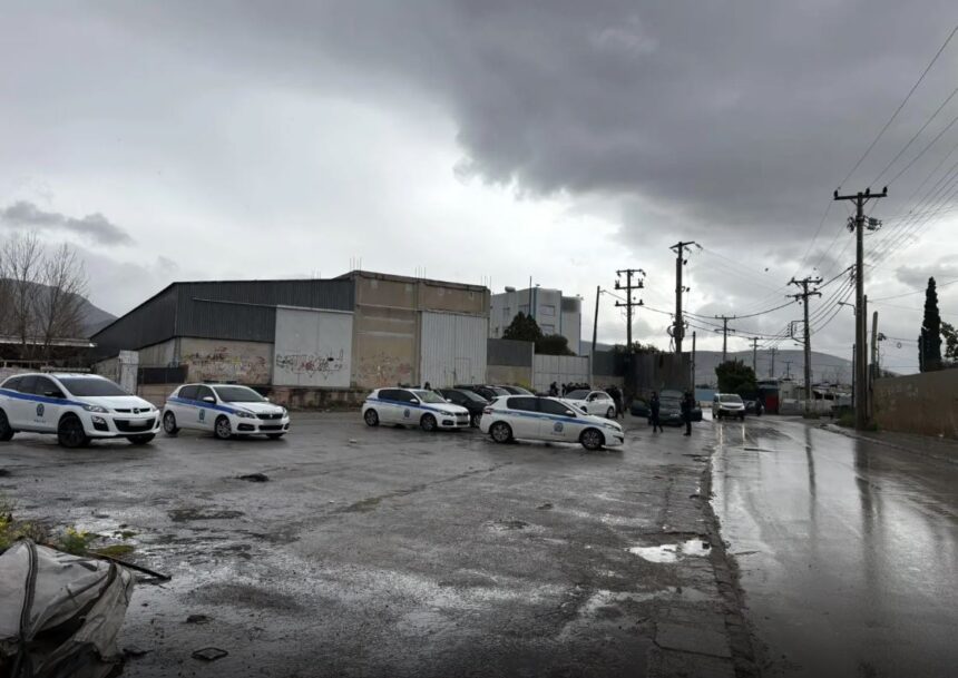 Ευρείας κλίμακας αστυνομικές επιχειρήσεις στη Δυτική Αθήνα 15