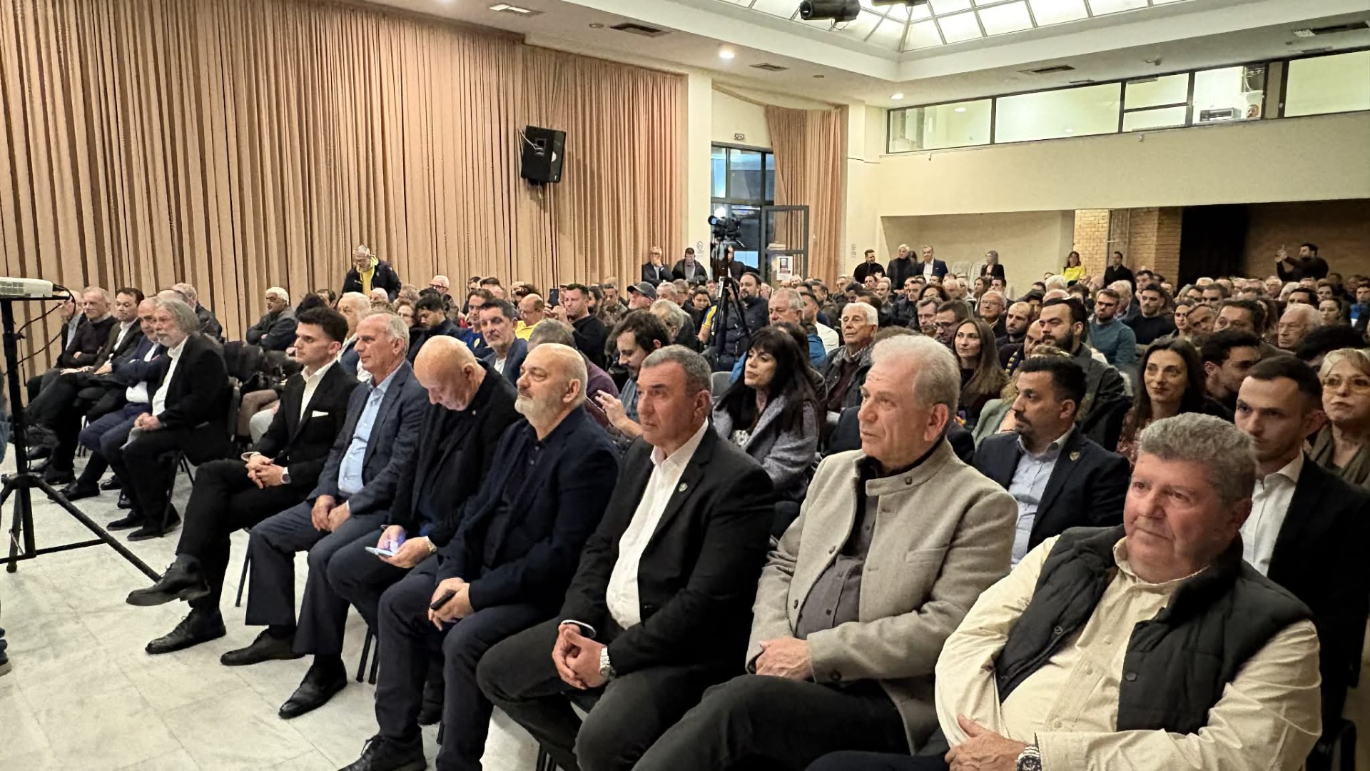 Τι Χαϊδάρι, τι Αγρίνιο… 8 Τι Χαϊδάρι, τι Αγρίνιο… 7