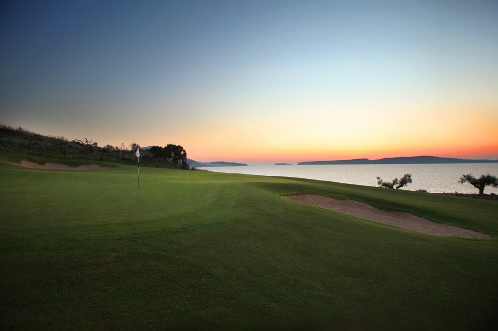 Το απόλυτο σκηνικό για golf: Πώς εντάχθηκε ο Σκαραμαγκάς στις στρατηγικές επενδύσεις του Υπουργείου Ανάπτυξης 6 Το απόλυτο σκηνικό για golf: Πώς εντάχθηκε ο Σκαραμαγκάς στις στρατηγικές επενδύσεις του Υπουργείου Ανάπτυξης 5