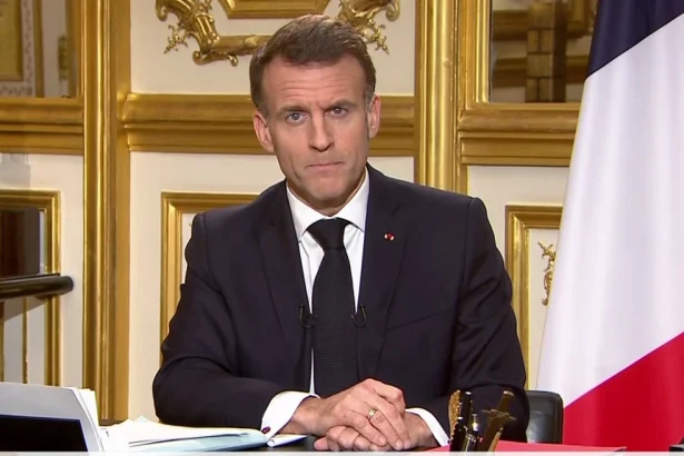 Το Παρίσι παίρνει αποστάσεις από τις στρατιωτικές ενέργειες ΗΠΑ-Ισραήλ 113