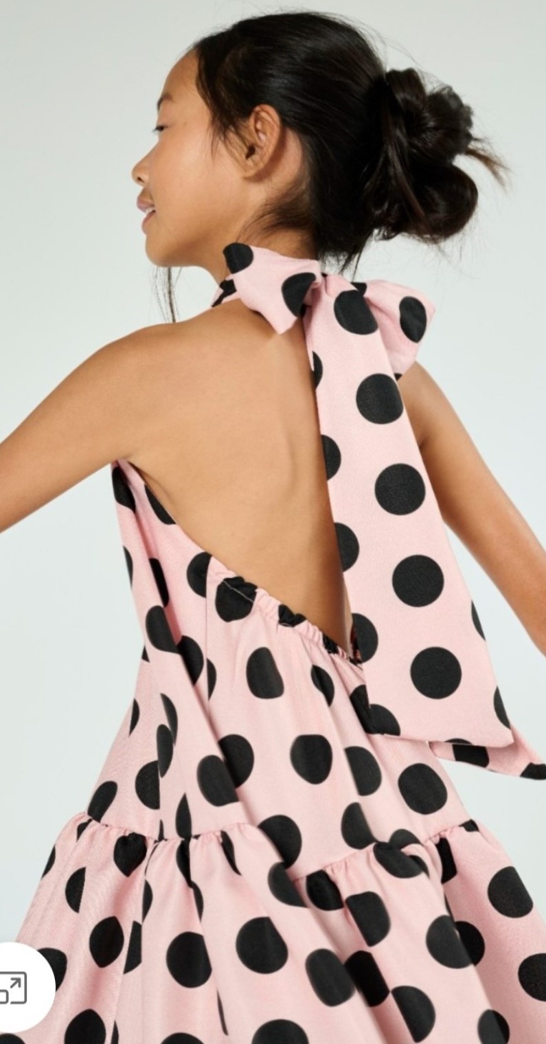 Παιδικές βιτρίνες γεμάτες φως Πασχαλιάς, χρώμα και αγάπη 17