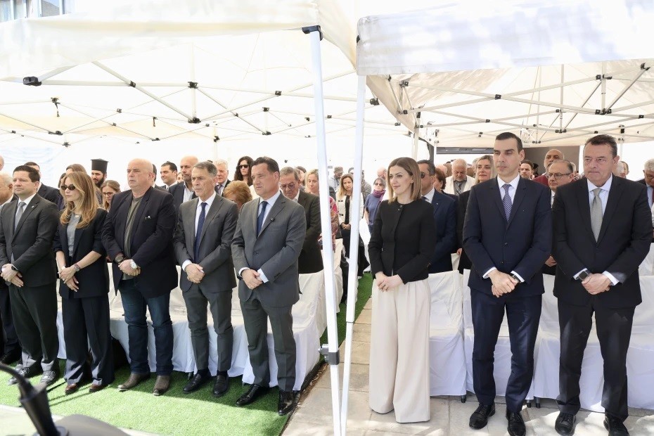 Θεμελιώθηκαν δύο νέα κτήρια στο "Αττικόν", με υπόσχεση Γεωργιάδη για τέλος των ράντζων 5