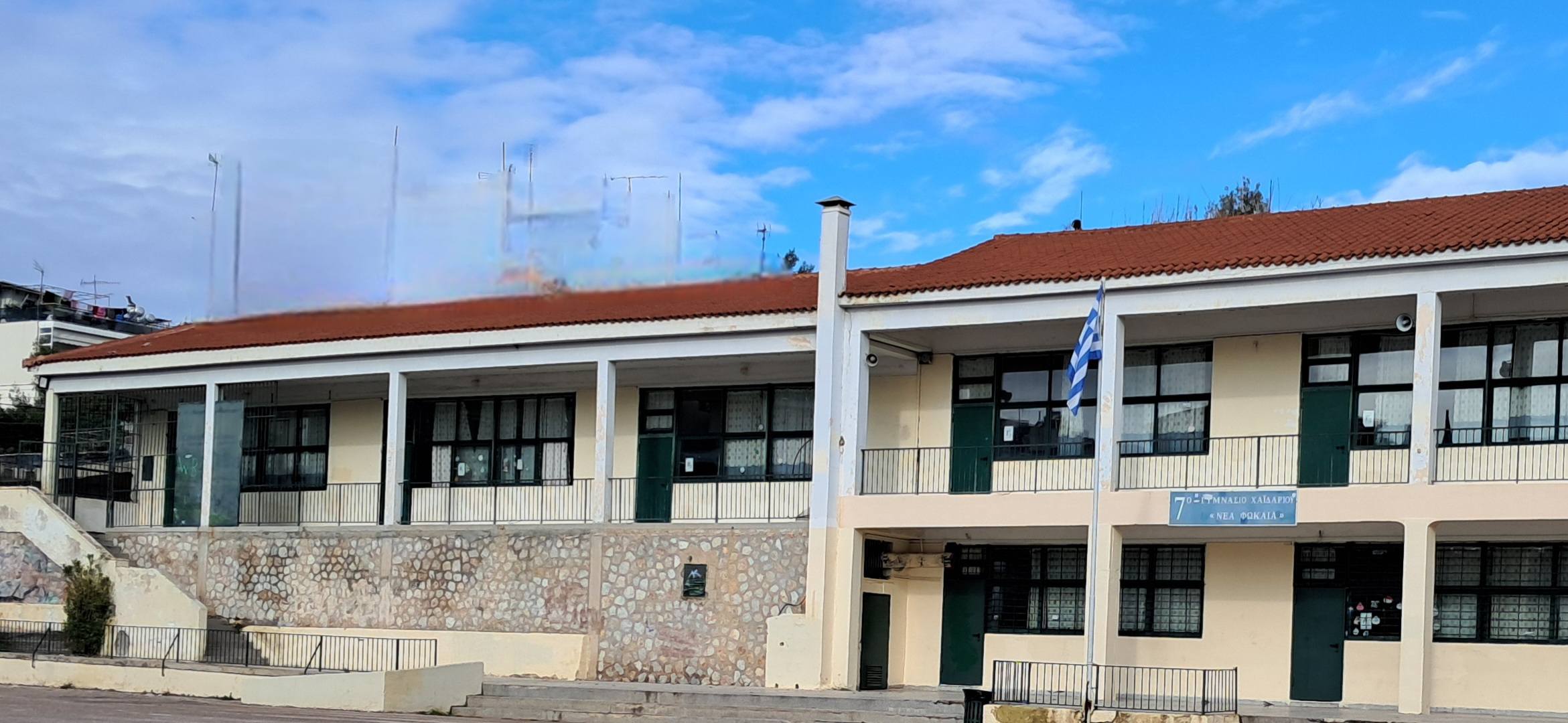 Σοβαρός τραυματισμός μαθήτριας στο 7ο Γυμνάσιο 3