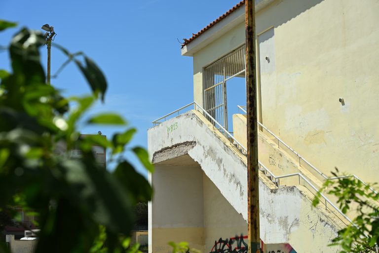 Τι λέει η διευθύντρια του 7ου Γυμνασίου για τον τραυματισμό της μαθήτριας 1