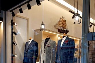 Στο κατάστημα VM του Βασίλη Μαραγκού συναντάμε την τέχνη του ανδρικού style 25