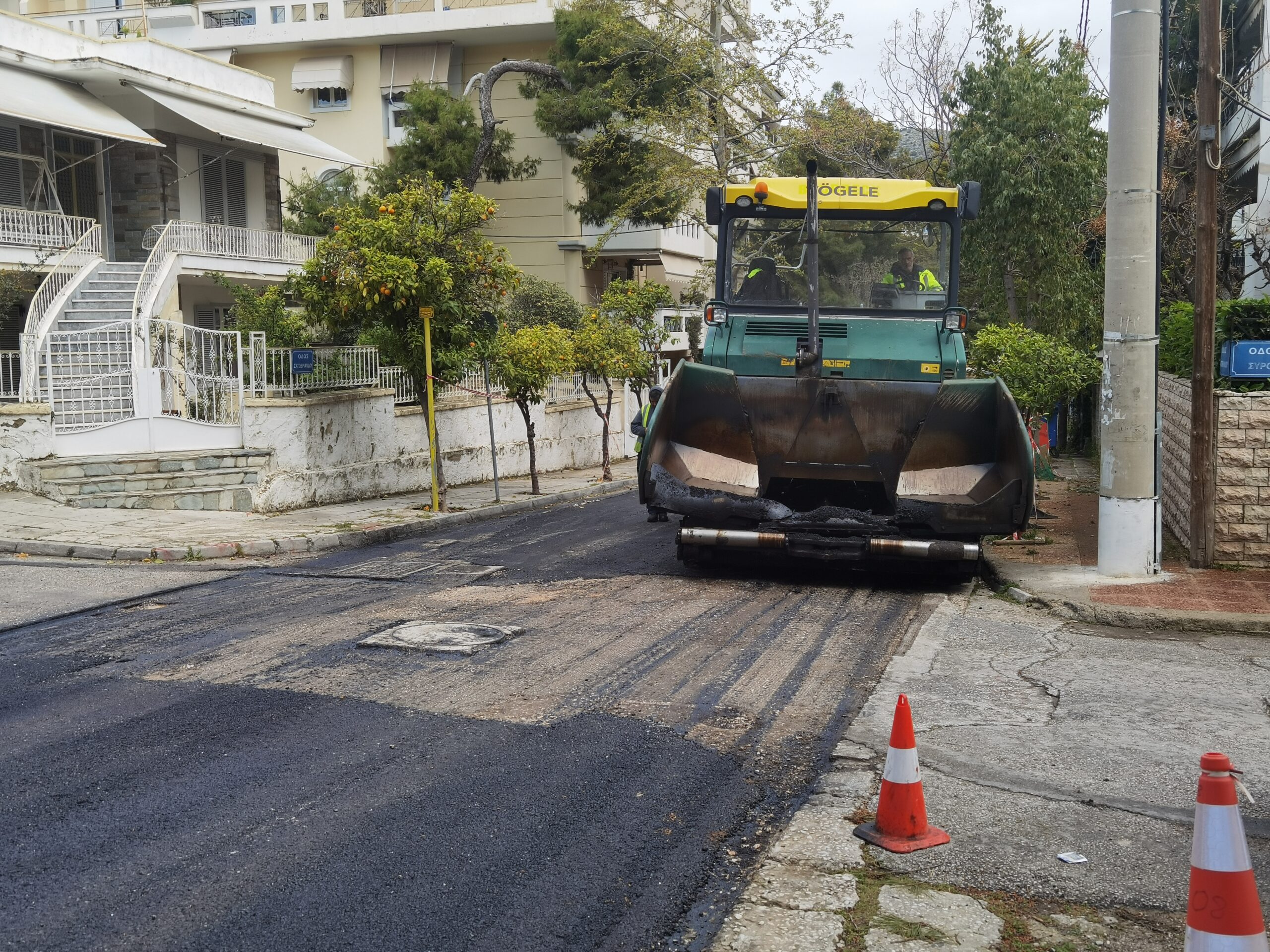 Ανησυχία πολιτών για την ασφαλτόστρωση στο Δάσος - Καθησυχάζει η εταιρεία 3