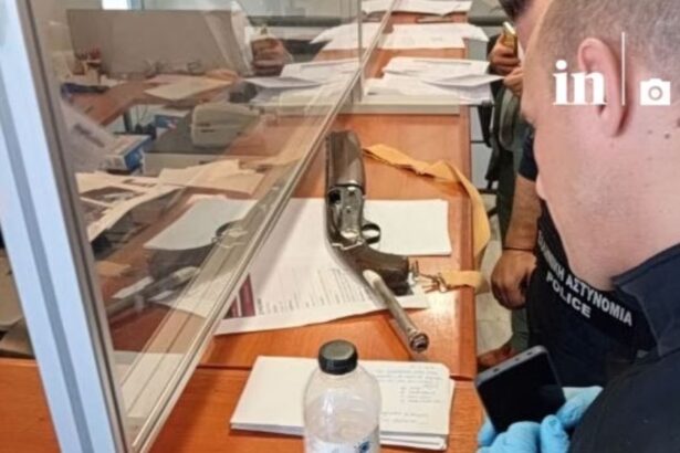 «Εδώ βρίσκεται ο λόγος που έκανα ό,τι έκανα» – Τι γράφουν τα σημειώματα που άφησε ο 89χρονος που τραυμάτισε 5 άτομα 113