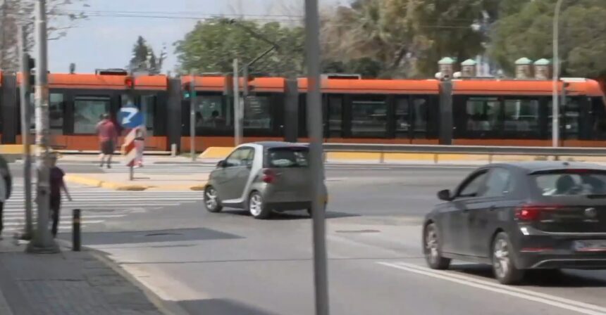 "Το έλα να δεις" στους άδειους δρόμους της Αθήνας 1