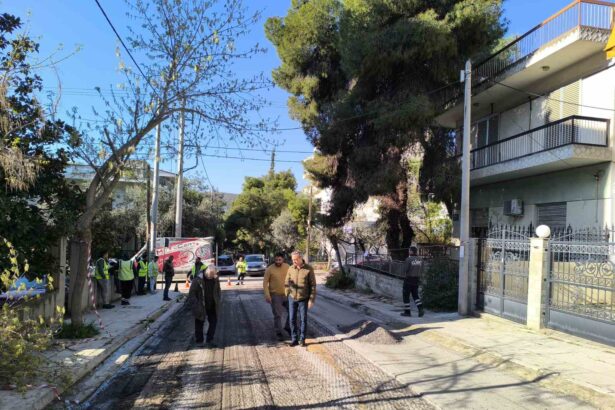 Δήμος Χαϊδαρίου: Πρόγραμμα ασφαλτοστρώσεων και τσιμεντοστρώσεων σε δρόμους της πόλης 115