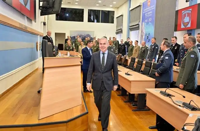 Πάρκο Νεολαίας: Ο Αθανάσιος Δαβάκης με αντιπροσωπεία της κυβέρνησης στο σημερινό Δημοτικό Συμβούλιο Χαϊδαρίου 15