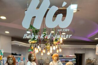 Ηώ, Χαϊδάρι: Πασχαλινές βιτρίνες με χρώμα, φως και αγάπη 25