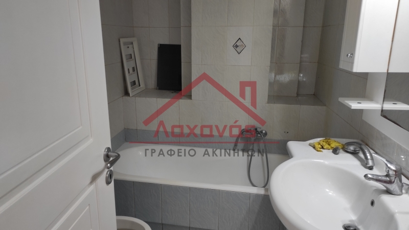 Περιστέρι, διαμέρισμα 3ου ορόφου προς ενοικίαση 8 Περιστέρι, διαμέρισμα 3ου ορόφου προς ενοικίαση 7