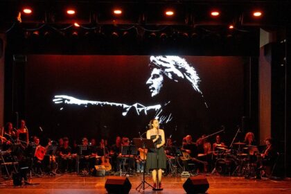 Εκπαιδευτήρια Νέα Παιδεία: Μια βραδιά γεμάτη Θεοδωράκη! - Τα παιδιά ένωσαν τις φωνές τους με Νατάσσα Μποφίλιου και Γρηγόρη Μπιθικώτση 67