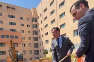 Άδωνις Γεωργιάδης σε στέλεχος του ΠΑΣΟΚ για το Αττικόν: "Αφήνουμε τους λαϊκιστές να εξευτελίζονται" 25