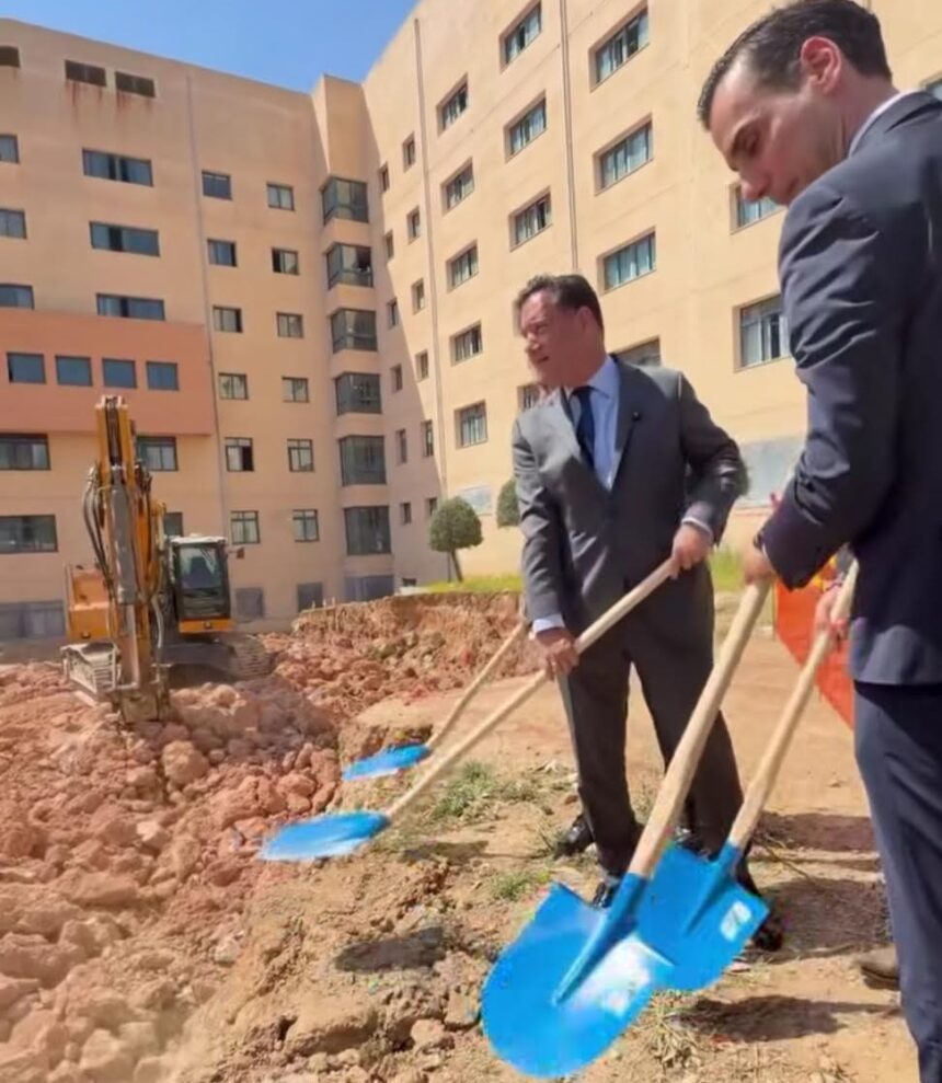 Άδωνις Γεωργιάδης σε στέλεχος του ΠΑΣΟΚ για το Αττικόν: "Αφήνουμε τους λαϊκιστές να εξευτελίζονται" 1