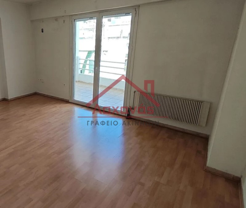 Πωλείται μεζονέτα 72 τμ. στο Αιγάλεω - Λιούμη. Άριστη κατάσταση, κοντά σε Μετρό και ΠΑΔΑ 3 Πωλείται μεζονέτα 72 τμ. στο Αιγάλεω - Λιούμη. Άριστη κατάσταση, κοντά σε Μετρό και ΠΑΔΑ