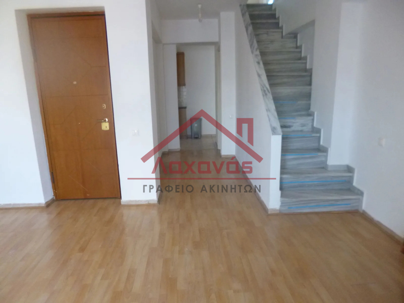 Πωλείται μεζονέτα 72 τμ. στο Αιγάλεω - Λιούμη. Άριστη κατάσταση, κοντά σε Μετρό και ΠΑΔΑ 1