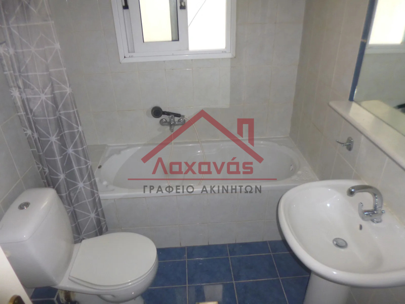 Πωλείται μεζονέτα 72 τμ. στο Αιγάλεω - Λιούμη. Άριστη κατάσταση, κοντά σε Μετρό και ΠΑΔΑ 5 Πωλείται μεζονέτα 72 τμ. στο Αιγάλεω - Λιούμη. Άριστη κατάσταση, κοντά σε Μετρό και ΠΑΔΑ