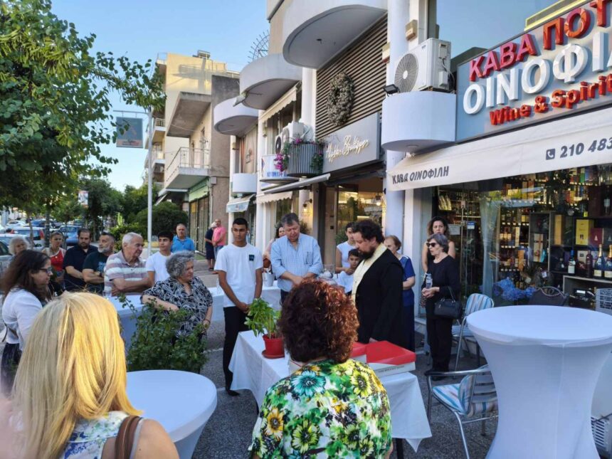 Με επιτυχία πραγματοποιήθηκαν τα εγκαίνια της Κάβας Οινοφίλη στο Χαϊδάρι 1