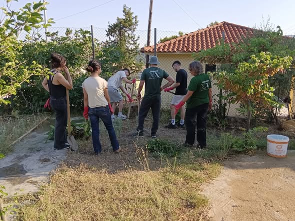 Μια όμορφη ημέρα προσφοράς στο Καταφύγιο Αδέσποτων Ζώων του Δήμου Χαϊδαρίου 4 Μια όμορφη ημέρα προσφοράς στο Καταφύγιο Αδέσποτων Ζώων του Δήμου Χαϊδαρίου 3