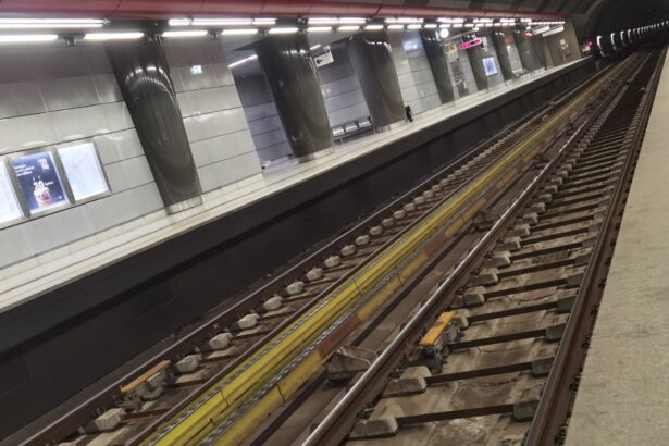 Εργασίες αντικατάστασης σιδηροτροχιών στη Γραμμή 3 - Αλλαγές στο πρόγραμμα λειτουργίας του Μετρό 99