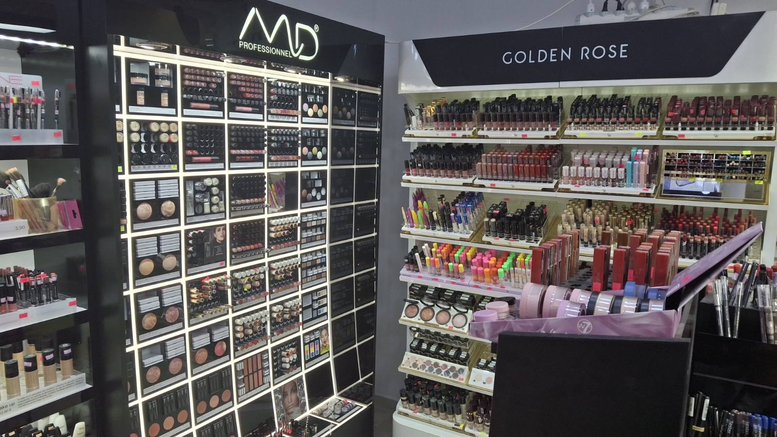 Nant Cosmetics & Perfumes: Ο προορισμός της ομορφιάς στο Δάσος Χαϊδαρίου 10 Nant Cosmetics & Perfumes: Ο προορισμός της ομορφιάς στο Δάσος Χαϊδαρίου 9