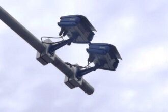 Χρυσοχοΐδης: Ενεργοποιούνται οι κάμερες στα φανάρια - Τι ισχύει στη Λεωφόρο Αθηνών 28
