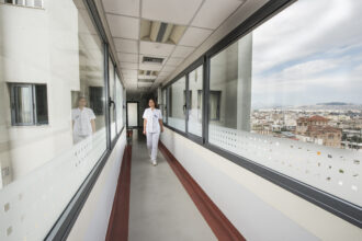 Δωρεάν απογευματινά χειρουργεία στη Γενική Κλινική Δυτικής Αττικής "Βουγιουκλάκειο" 29