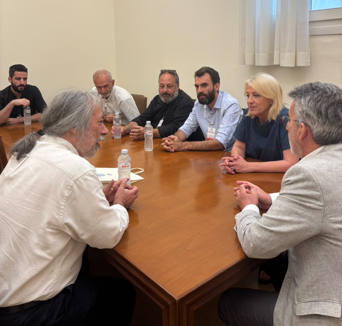 Μπαράζ επαφών Σελέκου με τα κοινοβουλευτικά κόμματα για το ταμείο του Δήμου 6 Μπαράζ επαφών Σελέκου με τα κοινοβουλευτικά κόμματα για το ταμείο του Δήμου 5