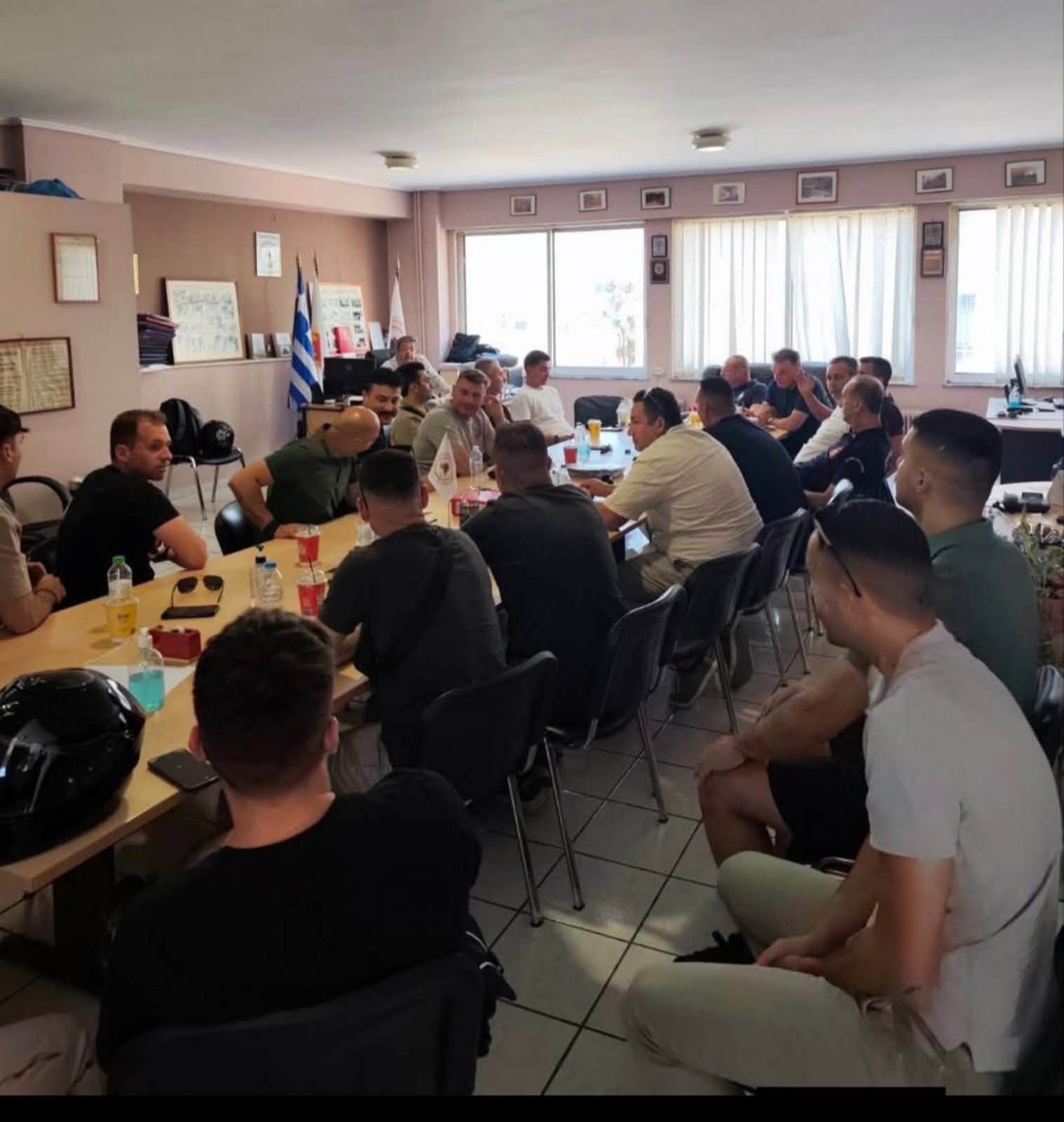 Βιαιοπραγία κατά πυροσβεστών σε οικισμό στα Νεόκτιστα 4 Βιαιοπραγία κατά πυροσβεστών σε οικισμό στα Νεόκτιστα 3