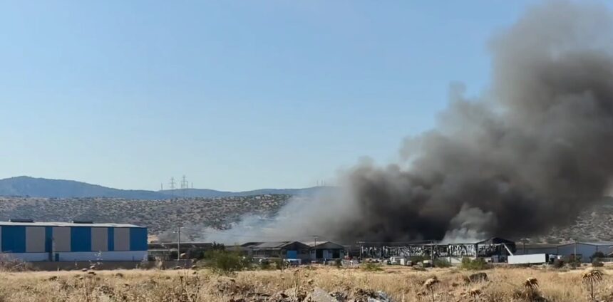 Ασπρόπυργος: Παρανάλωμα το εργοστάσιο, 6 τραυματίες, ανησυχία για δεξαμενή προπανίου 15