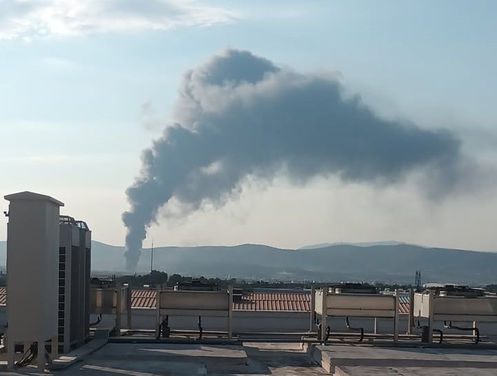Μήνυμα 112 για φωτιά σε επιχείρηση στον Ασπρόπυργο 1