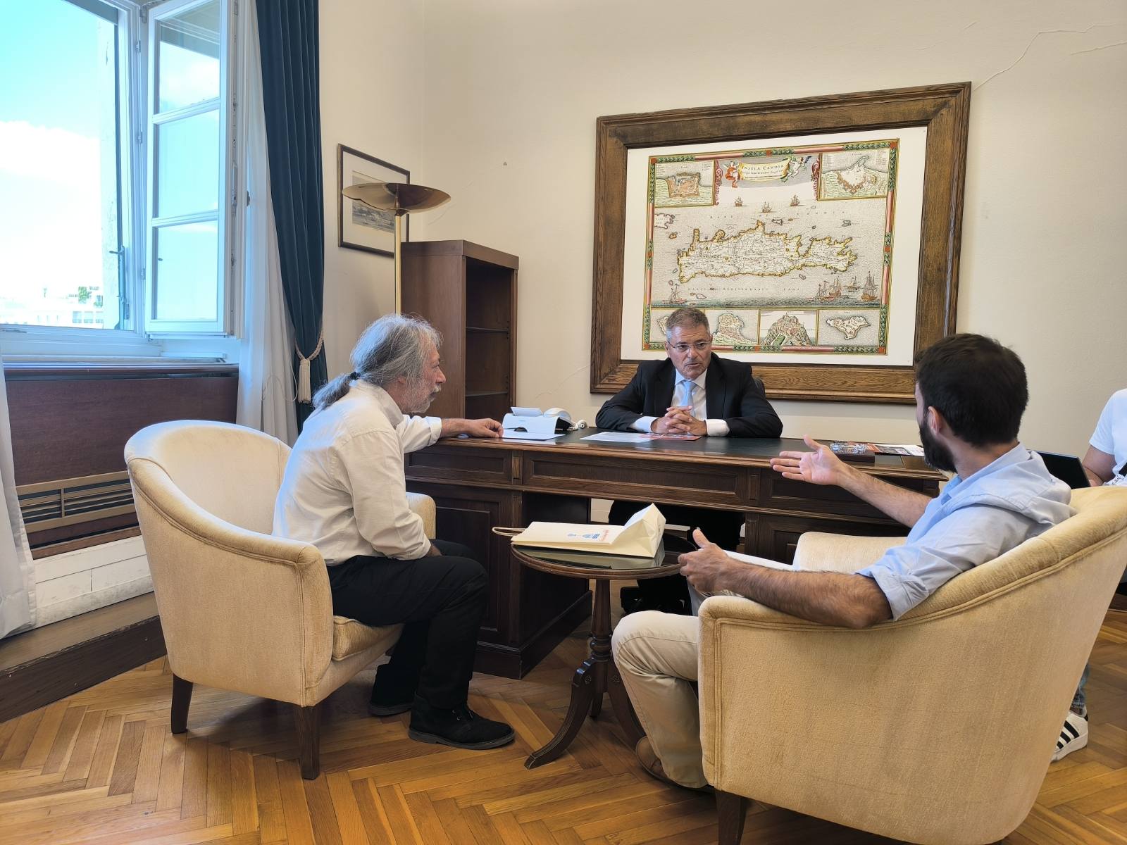 Μπαράζ επαφών Σελέκου με τα κοινοβουλευτικά κόμματα για το ταμείο του Δήμου 3