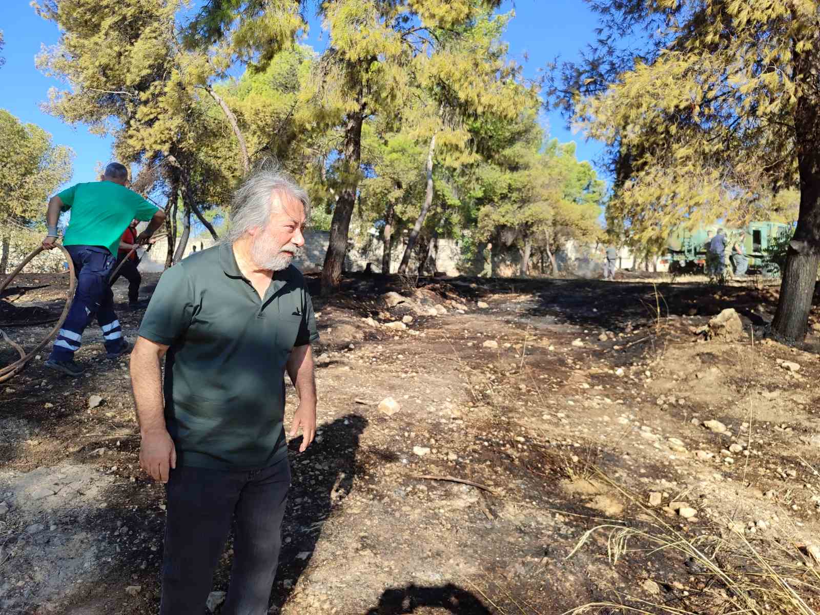 Ο γνωστός εμπρηστής έβαλε φωτιά και στο Στρατόπεδο Χαϊδαρίου 6 Ο γνωστός εμπρηστής έβαλε φωτιά και στο Στρατόπεδο Χαϊδαρίου 5