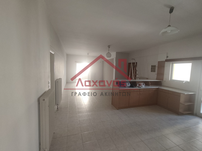 Ενοικιάζεται διαμέρισμα 1ου ορόφου στο Χαϊδάρι 6 Ενοικιάζεται διαμέρισμα 1ου ορόφου στο Χαϊδάρι 5