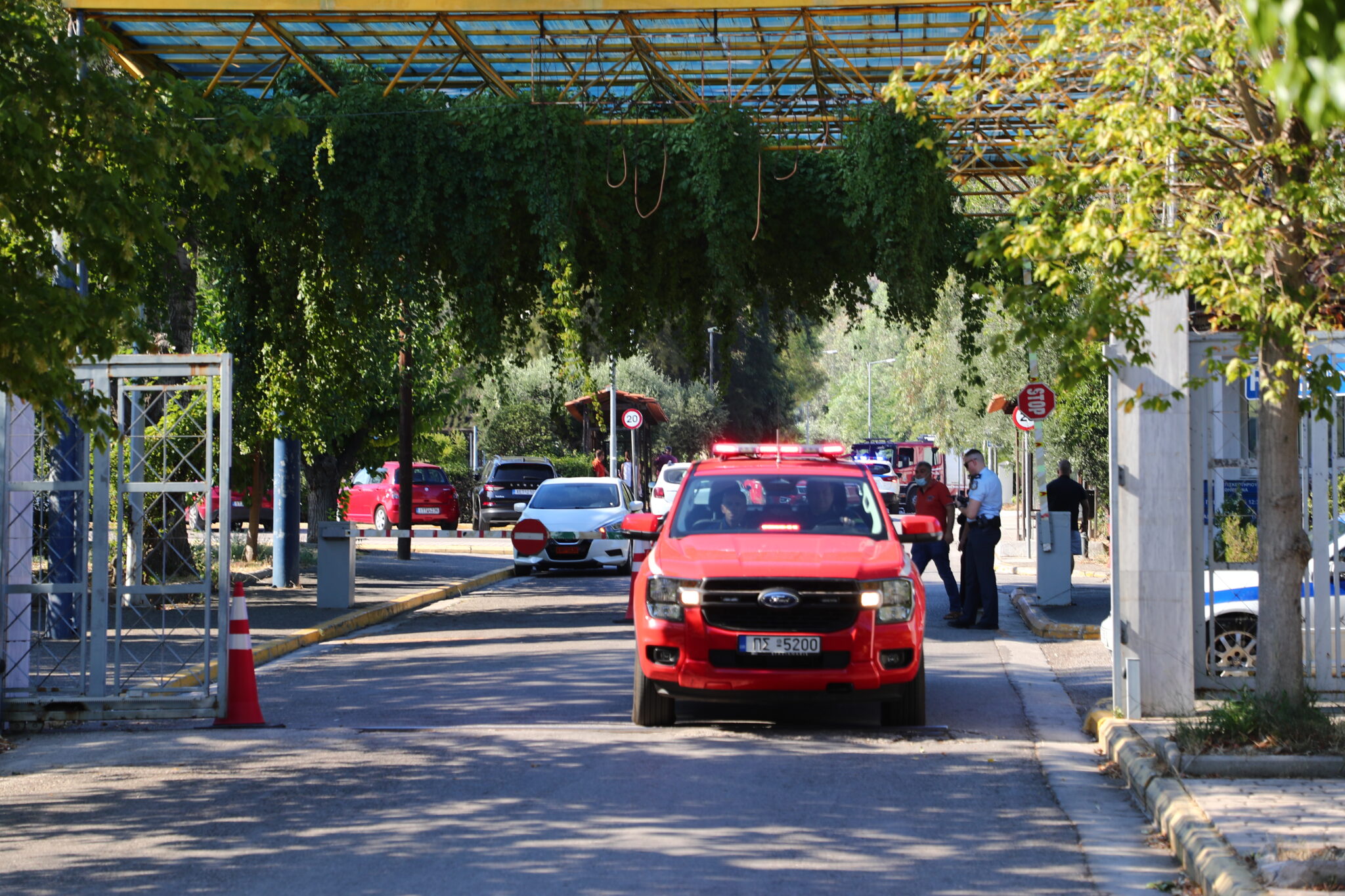 Φωτιά στο Ποικίλο: Εντολή Γεωργιάδη για πειθαρχική διαδικασία κατά εργαζόμενων του ΨΝΑ Δαφνίου 3