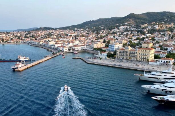 Μονοήμερη Απόδραση 2/9: Πόρτο Χέλι - Σπέτσες με το MG Travel 11