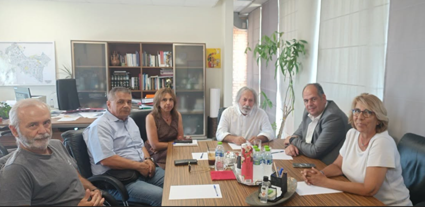 Ο πρέσβης της Παλαιστίνης στο Δημαρχείο Χαϊδαρίου 1