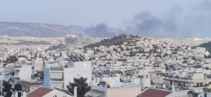 Φωτιά σε επιχείρηση στον Βοτανικό 15
