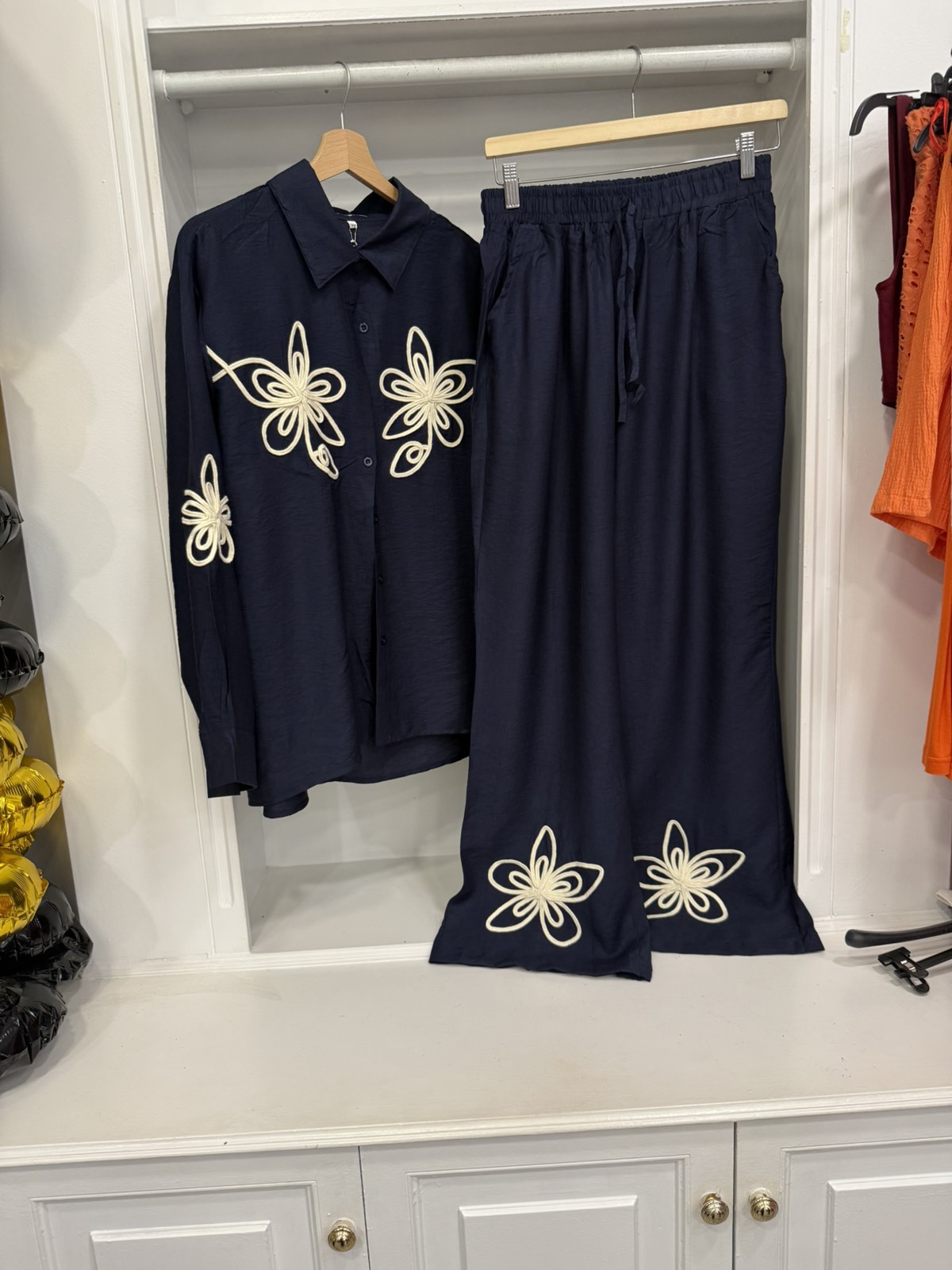 ΟΛΑ 10€ & 20€ - Η νέα φθινοπωρινή συλλογή τού Be Queen of Fashion είναι εδώ! 4 ΟΛΑ 10€ & 20€ - Η νέα φθινοπωρινή συλλογή τού Be Queen of Fashion είναι εδώ! 3