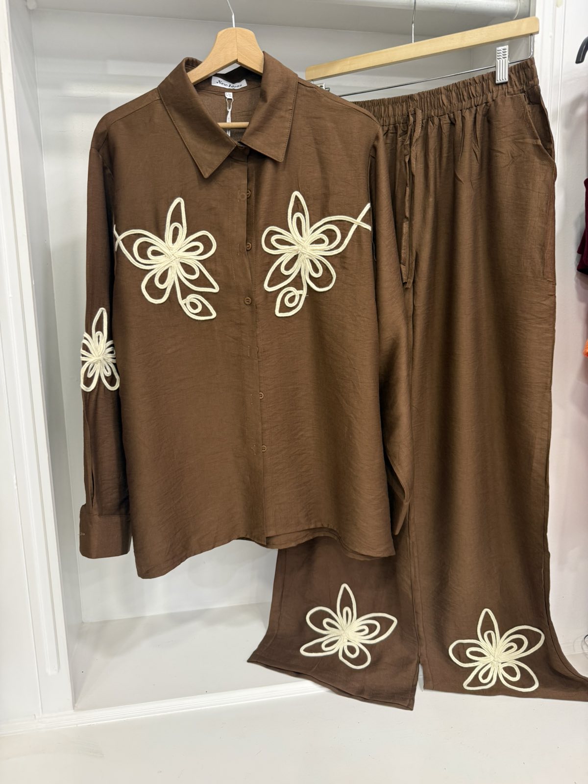 ΟΛΑ 10€ & 20€ - Η νέα φθινοπωρινή συλλογή τού Be Queen of Fashion είναι εδώ! 54 ΟΛΑ 10€ & 20€ - Η νέα φθινοπωρινή συλλογή τού Be Queen of Fashion είναι εδώ! 53