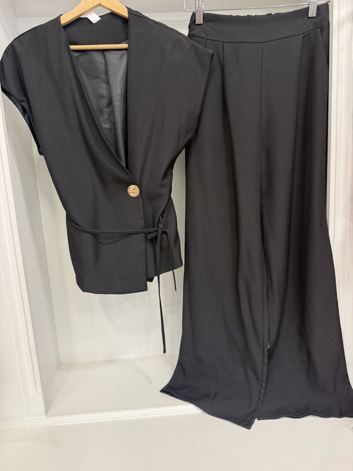 ΟΛΑ 10€ & 20€ - Η νέα φθινοπωρινή συλλογή τού Be Queen of Fashion είναι εδώ! 36 ΟΛΑ 10€ & 20€ - Η νέα φθινοπωρινή συλλογή τού Be Queen of Fashion είναι εδώ! 35