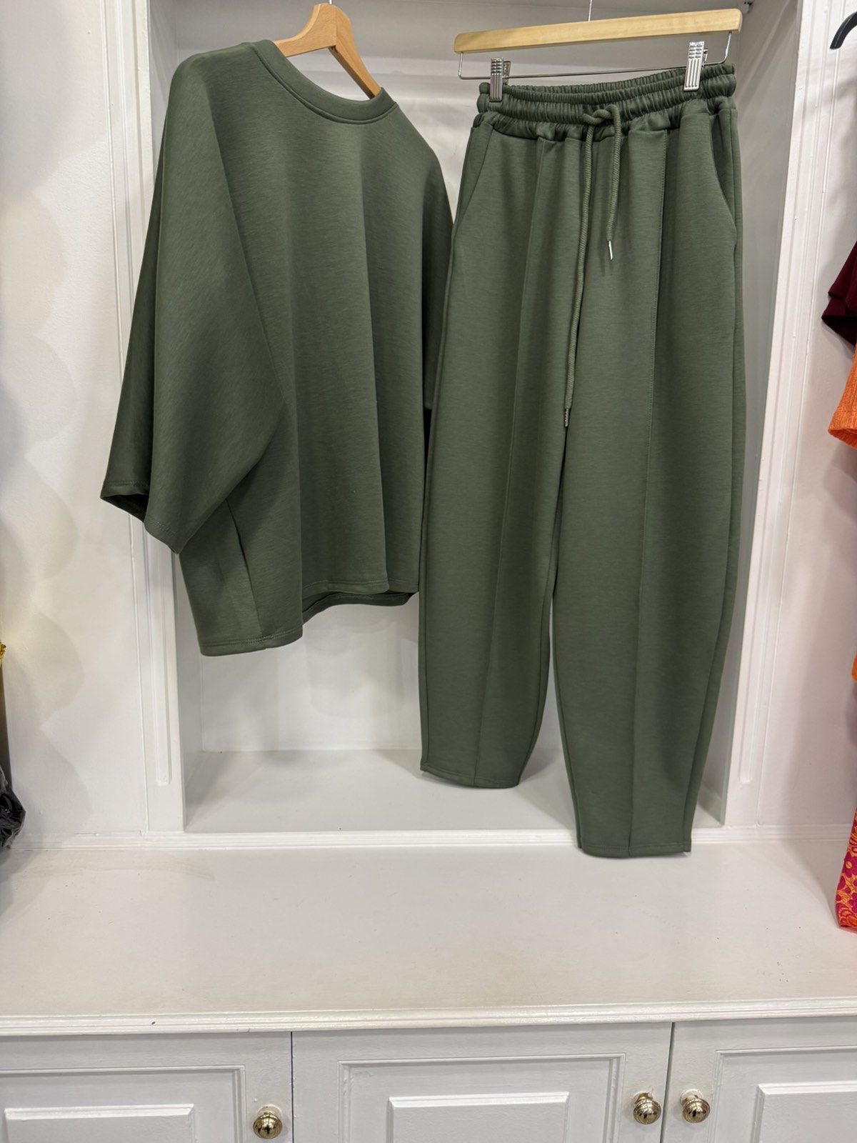 ΟΛΑ 10€ & 20€ - Η νέα φθινοπωρινή συλλογή τού Be Queen of Fashion είναι εδώ! 12 ΟΛΑ 10€ & 20€ - Η νέα φθινοπωρινή συλλογή τού Be Queen of Fashion είναι εδώ! 11