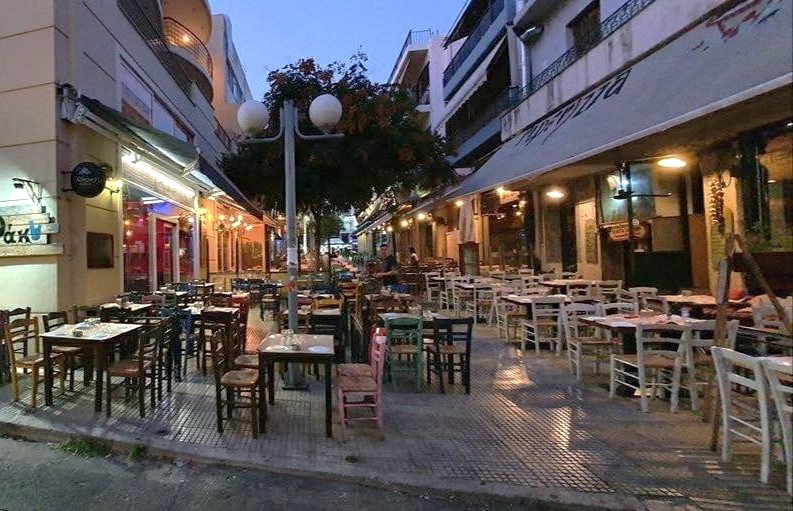 Αιγάλεω: Φωτιά σε καφετέρια στην Αγίας Λαύρας 1