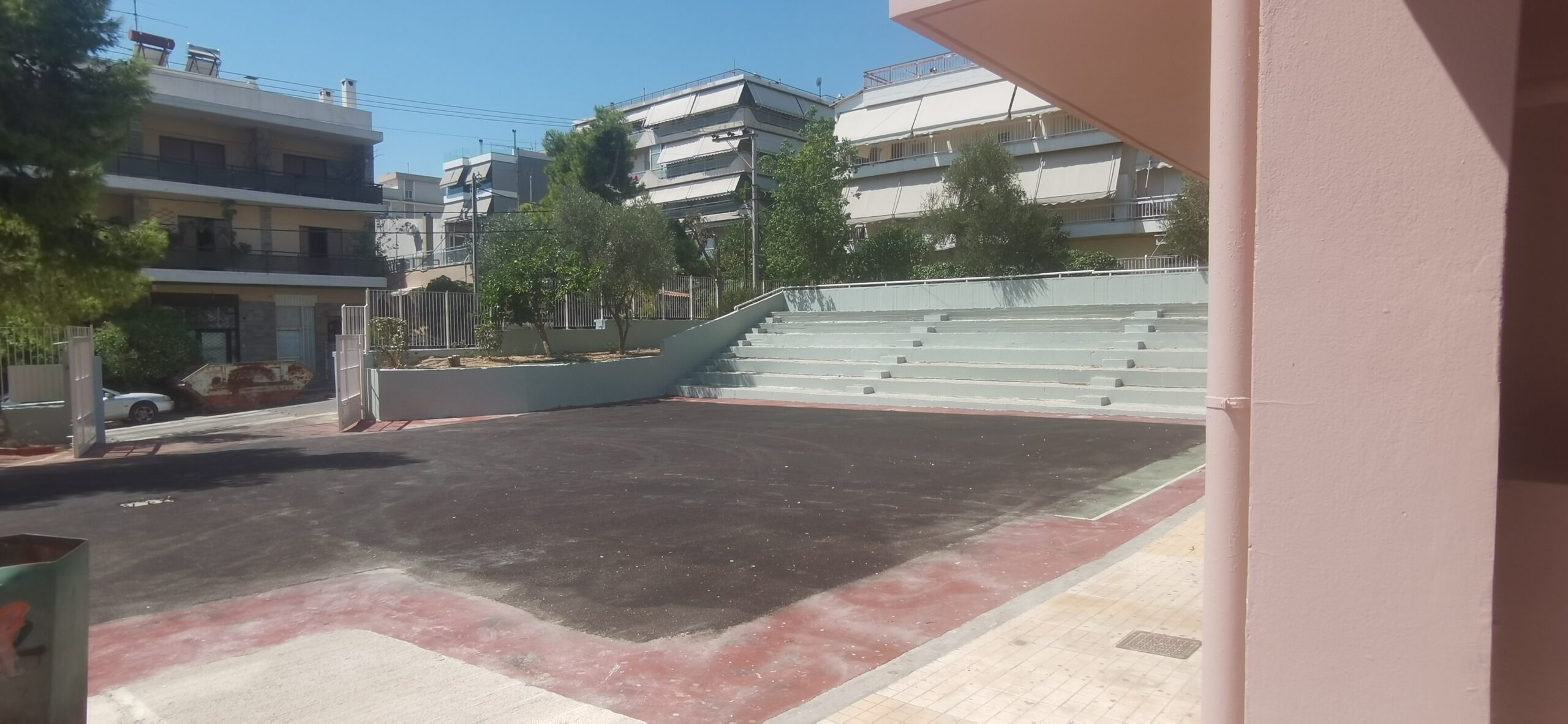 Το "νέο" 3ο Λύκειο περιμένει τους μαθητές του - Και λίγη γκρίνια για την ανακαίνιση 9