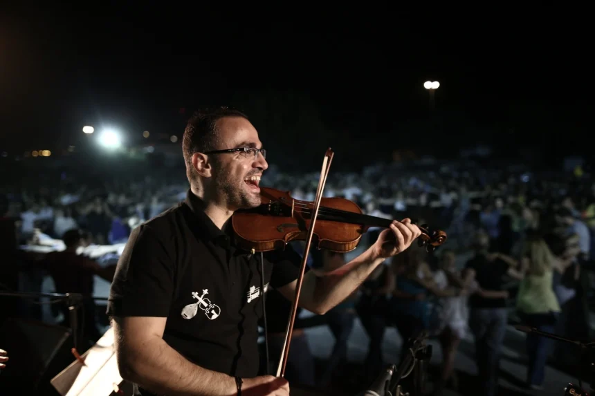 Ικαριώτικο γλέντι στο Χαϊδάρι με τον Νίκο Φάκαρο - Είσοδος ελεύθερη 15