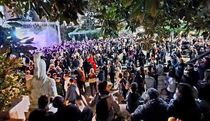 Μεγάλη ανοιχτή γιορτή στην Πετρούπολη, με κεράσματα, συναυλία και νησιώτικο γλέντι 87